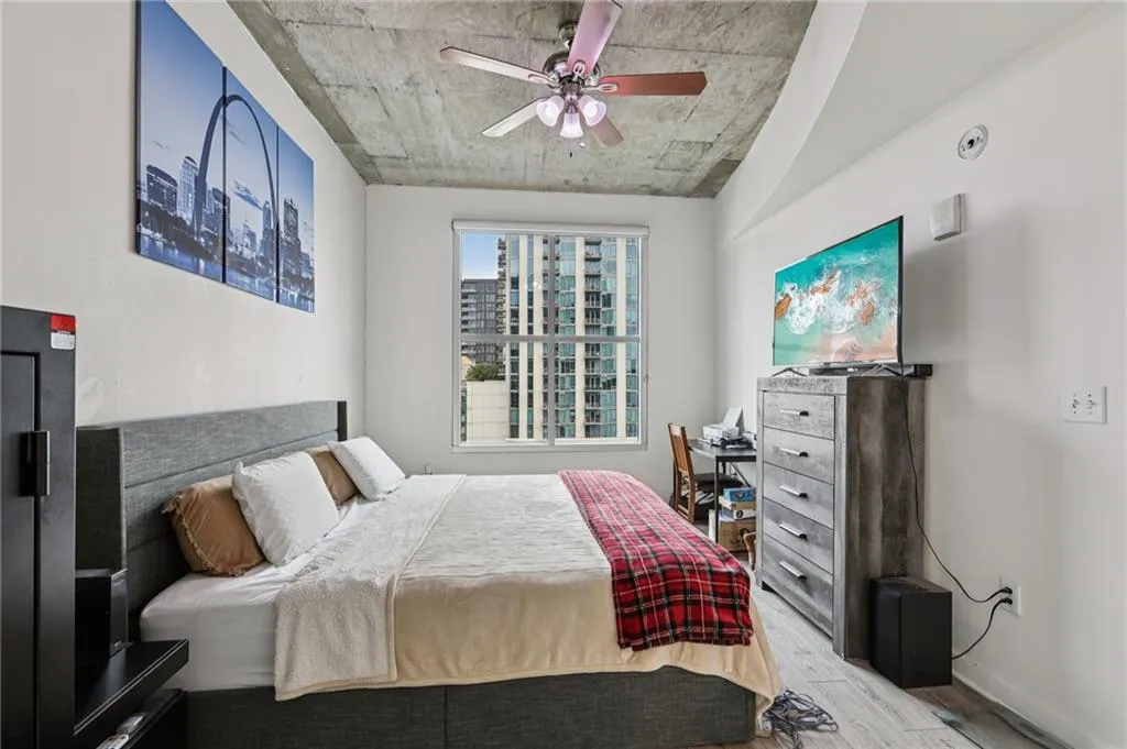 250 Pharr Road Ne Unit 1005, Atlanta, Georgia 30305, 2 Bedrooms Bedrooms, 0 ,2 BathroomsBathrooms,Residential,For Sale,250 Pharr Road Ne Unit 1005,7723663