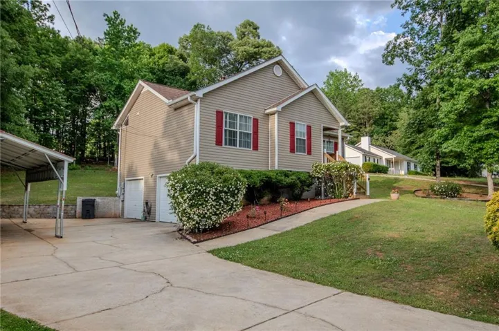 198 Brenda Ellen Drive, Senoia, Georgia 30265