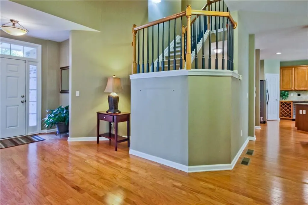 3879 Flowerland Drive, Atlanta, Georgia 30319, 5 Bedrooms Bedrooms, ,4 BathroomsBathrooms,Residential,Sold,3879 Flowerland Drive,5610105