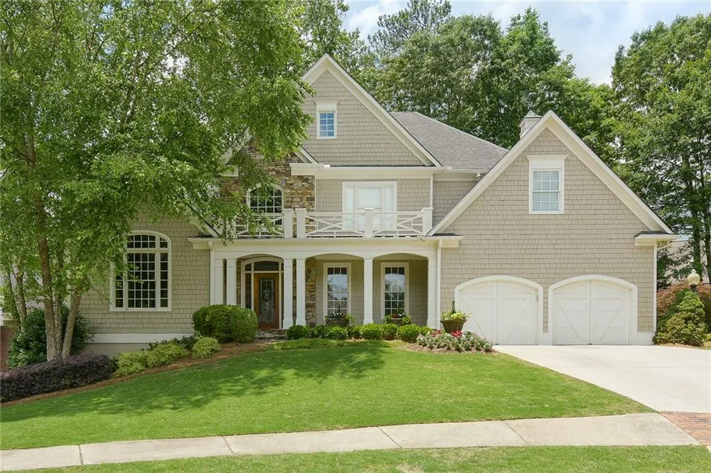 320 Hunting View Court, Sandy Springs, Georgia 30328, 5 Bedrooms Bedrooms, ,4 BathroomsBathrooms,Residential,Sold,320 Hunting View Court,5837846