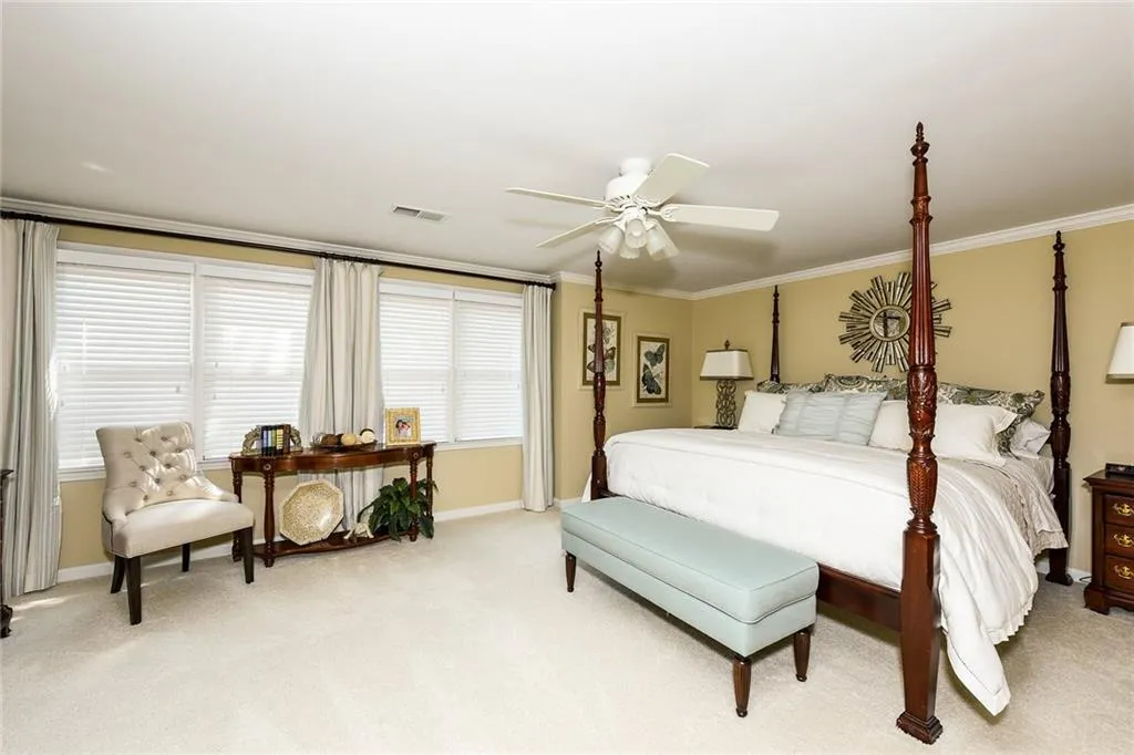 320 Hunting View Court, Sandy Springs, Georgia 30328, 5 Bedrooms Bedrooms, ,4 BathroomsBathrooms,Residential,Sold,320 Hunting View Court,5837846