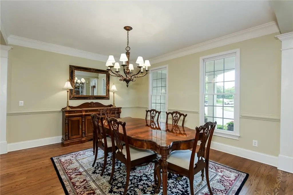 320 Hunting View Court, Sandy Springs, Georgia 30328, 5 Bedrooms Bedrooms, ,4 BathroomsBathrooms,Residential,Sold,320 Hunting View Court,5837846