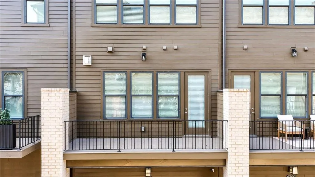 6786 Encore Boulevard, Atlanta, Georgia 30328, 3 Bedrooms Bedrooms, ,4 BathroomsBathrooms,Residential,For Sale,6786 Encore Boulevard,7708731