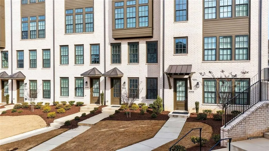 6786 Encore Boulevard, Atlanta, Georgia 30328, 3 Bedrooms Bedrooms, ,4 BathroomsBathrooms,Residential,For Sale,6786 Encore Boulevard,7708731