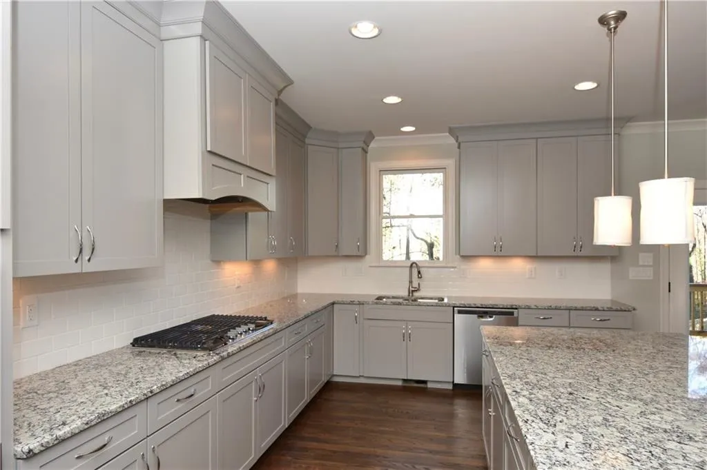 242 Belle Lane, Sandy Springs, Georgia 30328, 5 Bedrooms Bedrooms, ,5 BathroomsBathrooms,Residential,Sold,242 Belle Lane,5837957