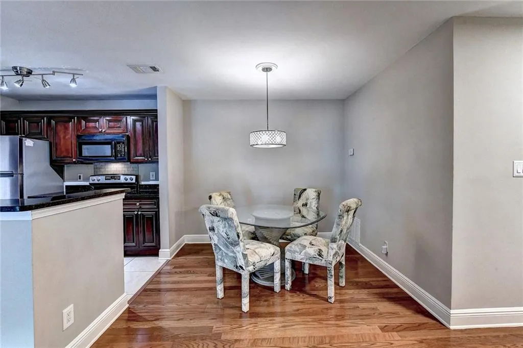 7205 Santa Fe Parkway, Sandy Springs, Georgia 30350, 2 Bedrooms Bedrooms, ,2 BathroomsBathrooms,Residential,Sold,7205 Santa Fe Parkway,7096158