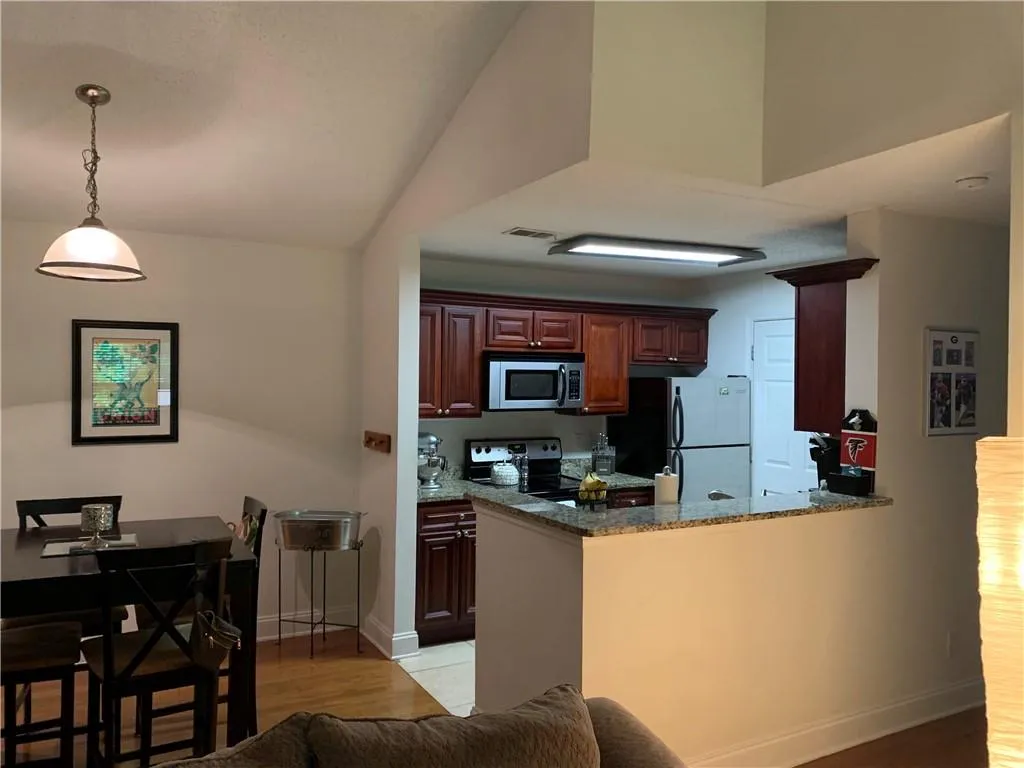 4302 Santa Fe Parkway, Sandy Springs, Georgia 30350, 3 Bedrooms Bedrooms, ,2 BathroomsBathrooms,Residential,Sold,4302 Santa Fe Parkway,6738546