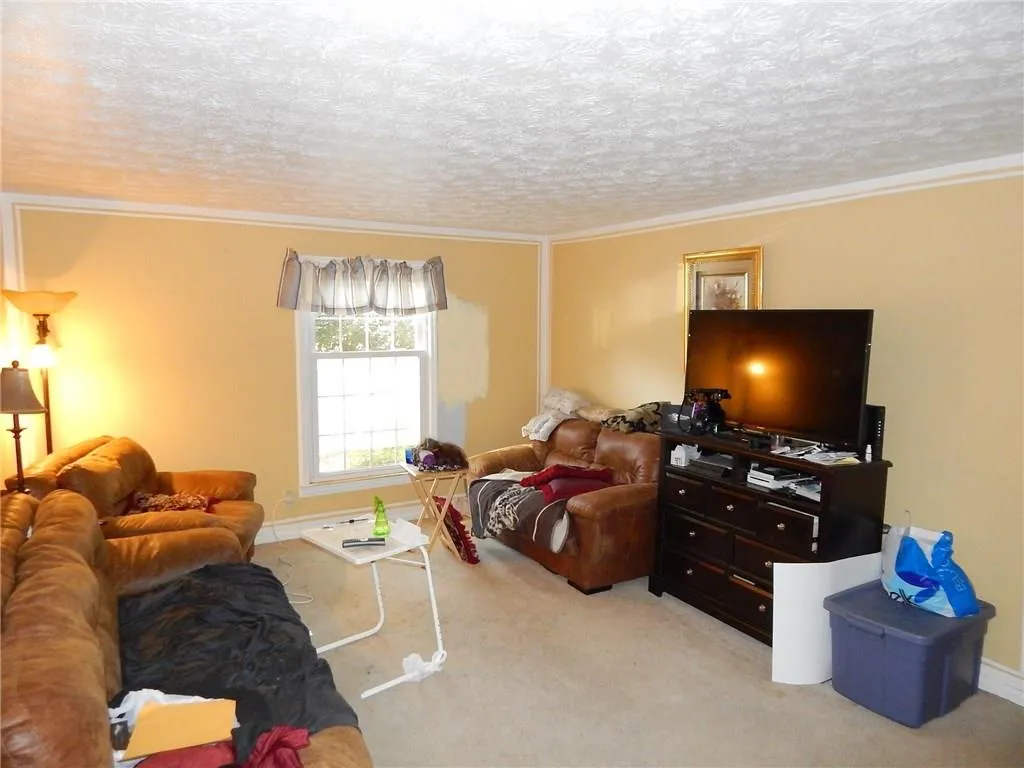 6700 Roswell Road Unit 11a, Atlanta, Georgia 30328, 3 Bedrooms Bedrooms, ,2 BathroomsBathrooms,Residential,Sold,6700 Roswell Road Unit 11a,5928449