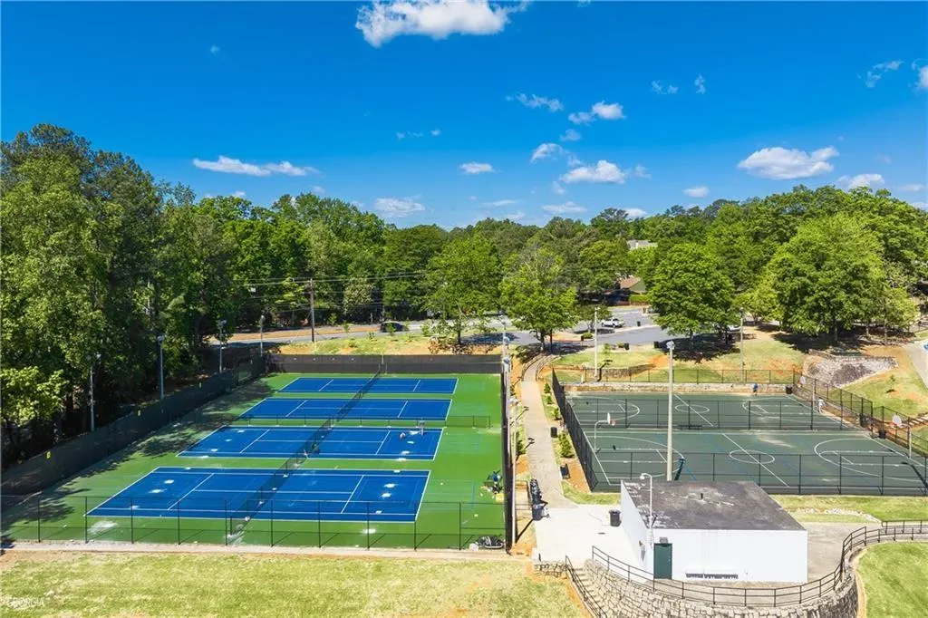 Tennis court