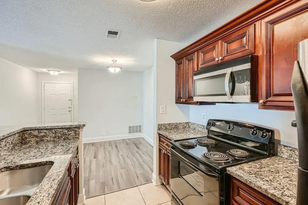 7203 Santa Fe Parkway, Sandy Springs, Georgia 30350, 2 Bedrooms Bedrooms, ,2 BathroomsBathrooms,Residential,Sold,7203 Santa Fe Parkway,6995581