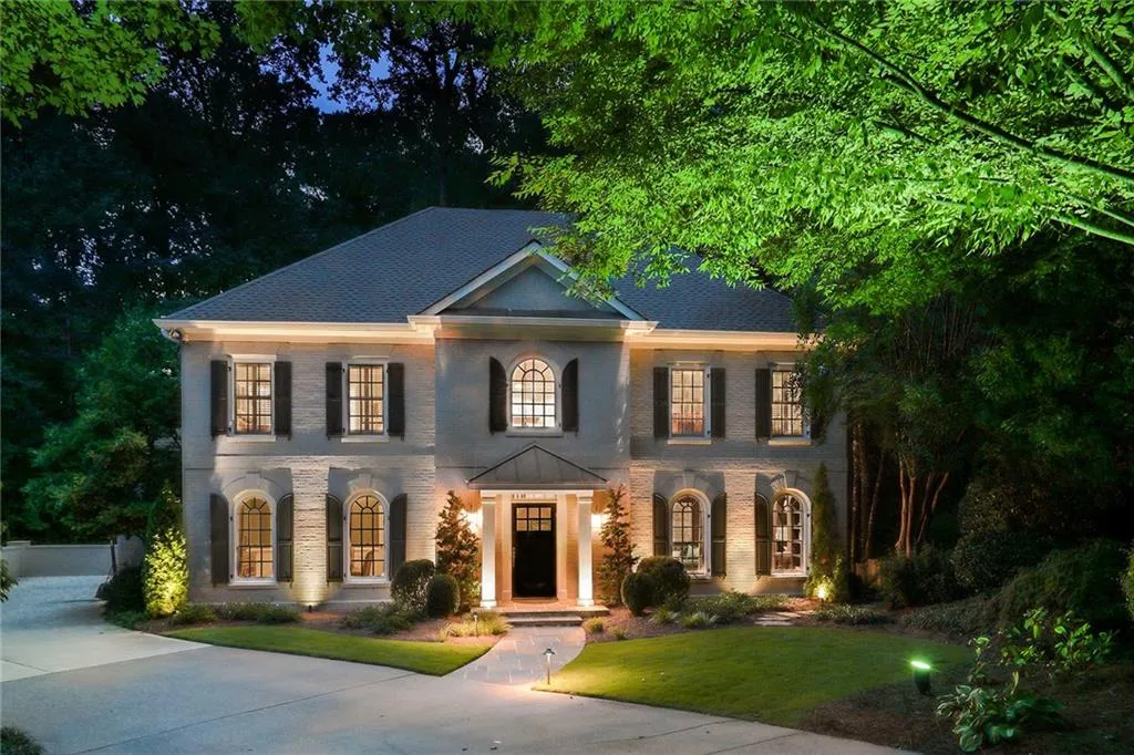 335 Old Powers Lane, Atlanta, Georgia 30327, 5 Bedrooms Bedrooms, ,5 BathroomsBathrooms,Residential,Sold,335 Old Powers Lane,6066203