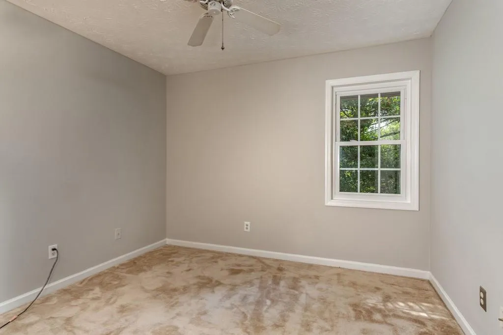 7750 Roswell Road Unit 1a, Atlanta, Georgia 30350, 3 Bedrooms Bedrooms, ,2 BathroomsBathrooms,Residential,Sold,7750 Roswell Road Unit 1a,6550356