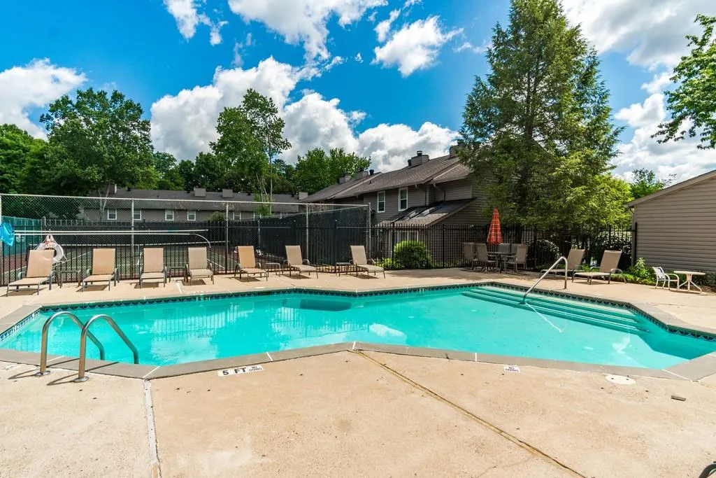 7750 Roswell Road Unit 1a, Atlanta, Georgia 30350, 3 Bedrooms Bedrooms, ,2 BathroomsBathrooms,Residential,Sold,7750 Roswell Road Unit 1a,6550356