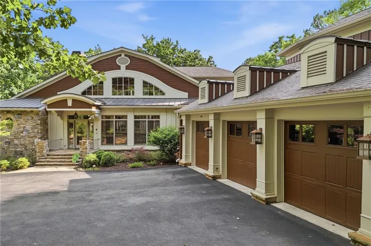 549 Petit Ridge Drive, Big Canoe, Georgia 30143