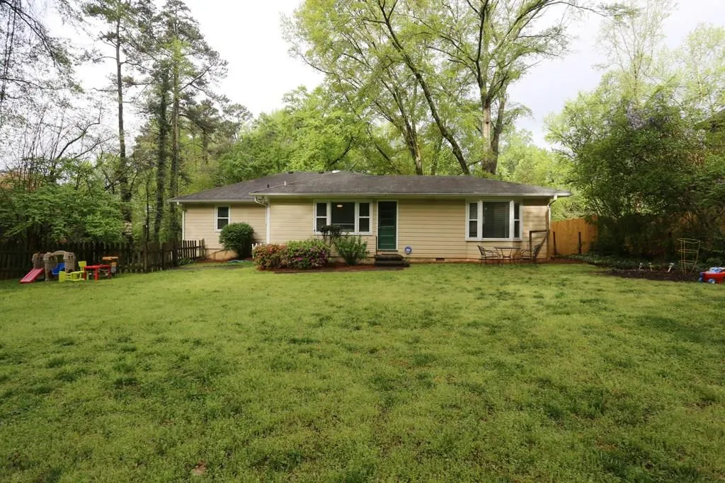 6039 Harleston Road, Sandy Springs, Georgia 30328, 3 Bedrooms Bedrooms, ,2 BathroomsBathrooms,Residential,Sold,6039 Harleston Road,5670115 6039 Harleston Road, Sandy Springs, Georgia 30328, 3 Bedrooms Bedrooms, ,2 BathroomsBathrooms,Residential,Sold,6039 Harleston Road,5670115