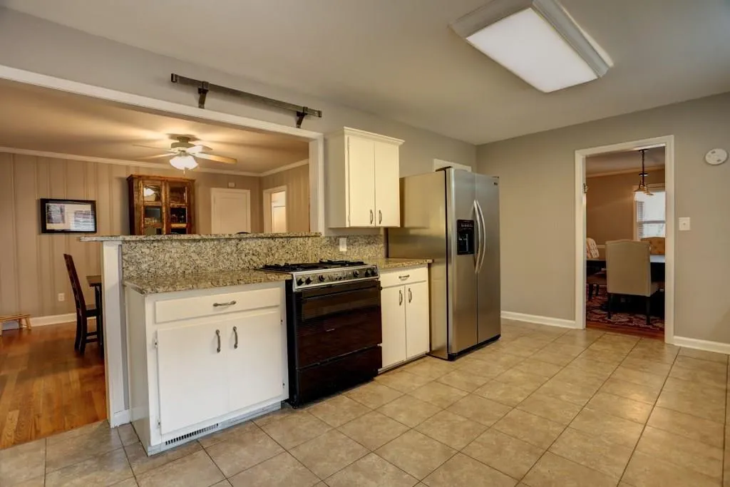 6039 Harleston Road, Sandy Springs, Georgia 30328, 3 Bedrooms Bedrooms, ,2 BathroomsBathrooms,Residential,Sold,6039 Harleston Road,5670115 6039 Harleston Road, Sandy Springs, Georgia 30328, 3 Bedrooms Bedrooms, ,2 BathroomsBathrooms,Residential,Sold,6039 Harleston Road,5670115