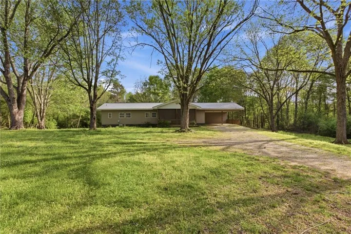 6668 Belton Bridge Road, Lula, Georgia 30554