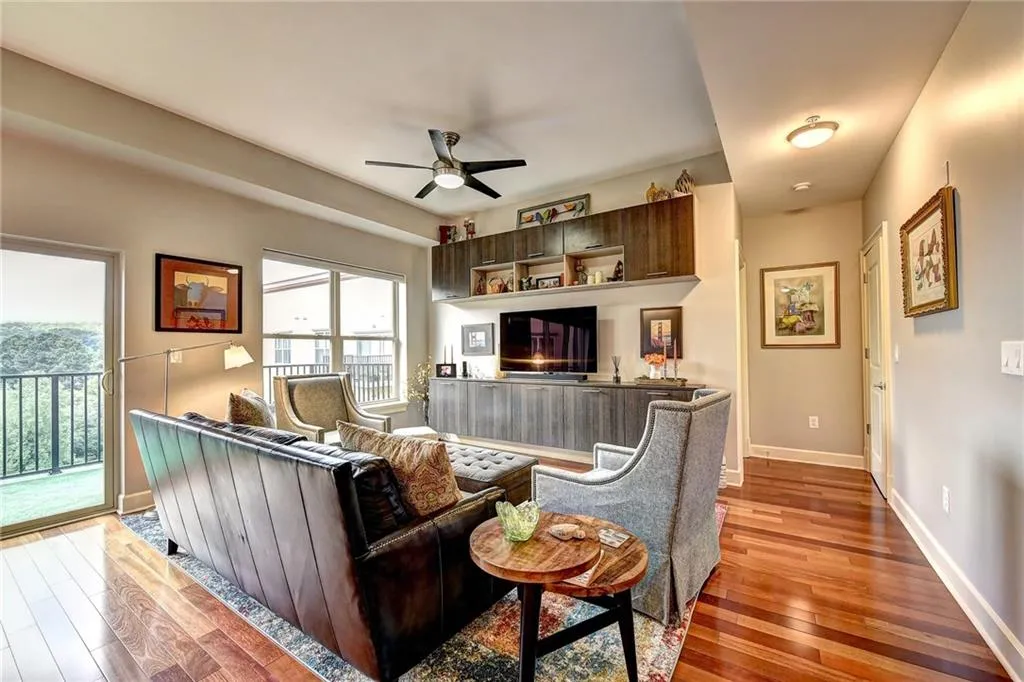 200 River Vista Drive Unit 726, Atlanta, Georgia 30339, 2 Bedrooms Bedrooms, ,2 BathroomsBathrooms,Residential,Sold,200 River Vista Drive Unit 726,6054716