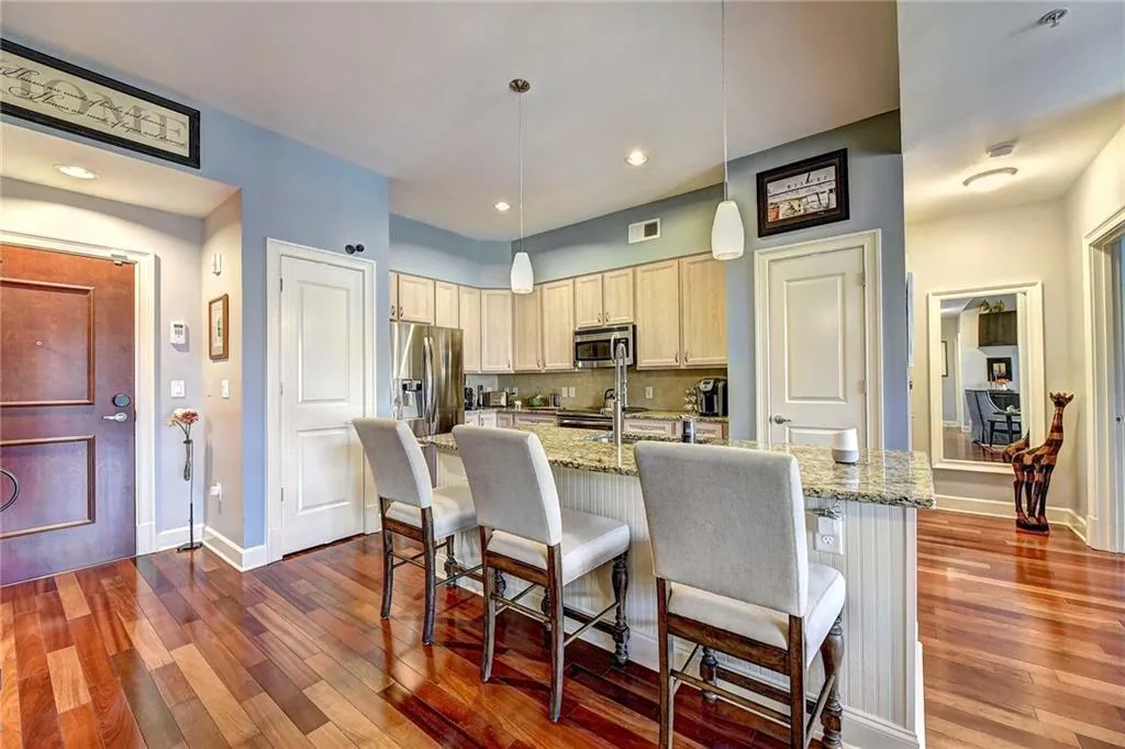 200 River Vista Drive Unit 726, Atlanta, Georgia 30339, 2 Bedrooms Bedrooms, ,2 BathroomsBathrooms,Residential,Sold,200 River Vista Drive Unit 726,6054716