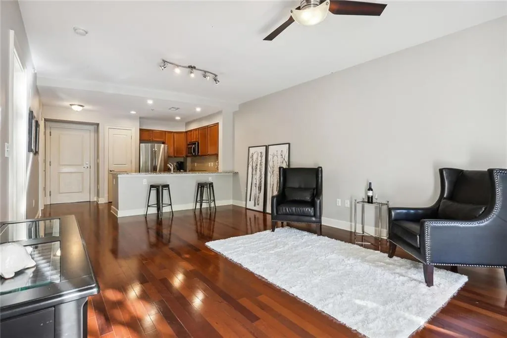 200 River Vista Drive Unit 211, Atlanta, Georgia 30339, 1 Bedroom Bedrooms, ,1 BathroomBathrooms,Residential,Sold,200 River Vista Drive Unit 211,7097957