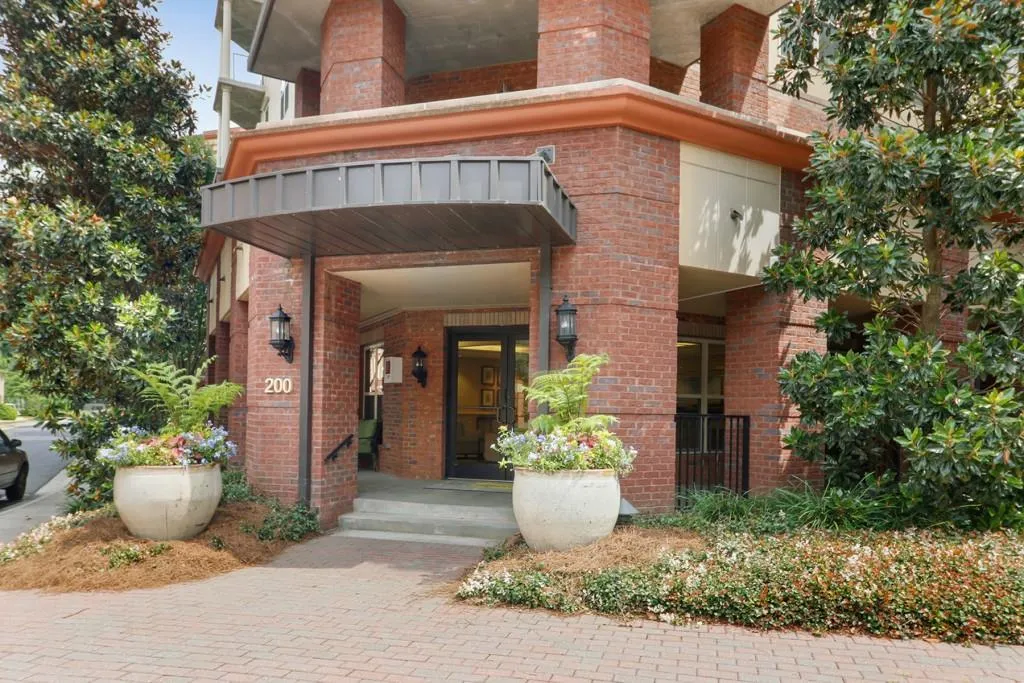 200 River Vista Drive Unit 211, Atlanta, Georgia 30339, 1 Bedroom Bedrooms, ,1 BathroomBathrooms,Residential,Sold,200 River Vista Drive Unit 211,7097957