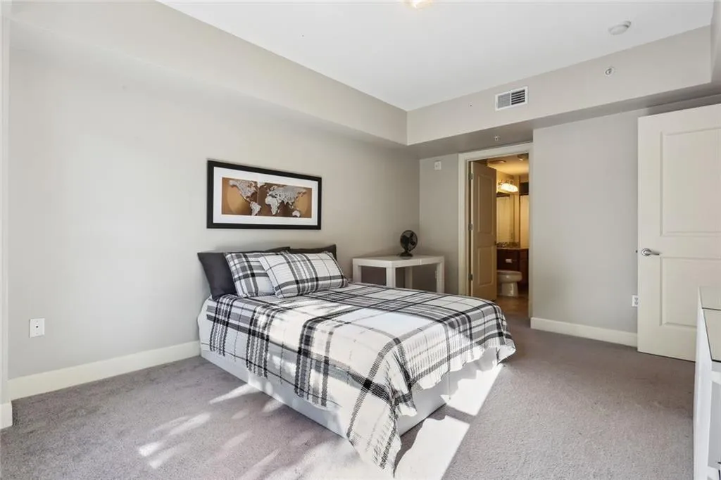 200 River Vista Drive Unit 211, Atlanta, Georgia 30339, 1 Bedroom Bedrooms, ,1 BathroomBathrooms,Residential,Sold,200 River Vista Drive Unit 211,7097957