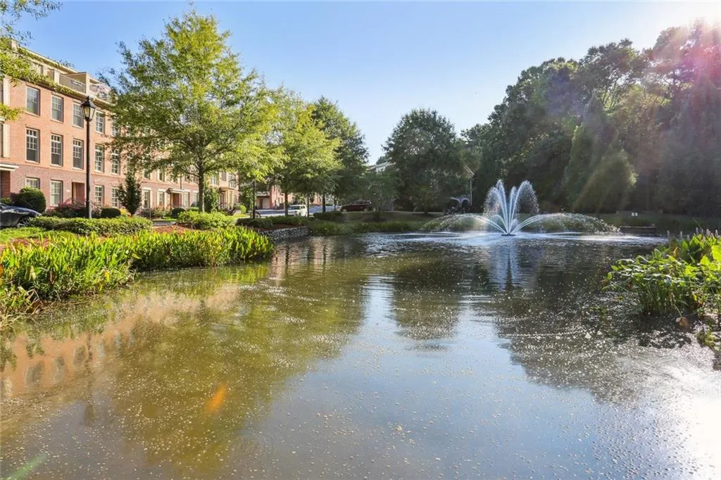 200 River Vista Drive Unit 211, Atlanta, Georgia 30339, 1 Bedroom Bedrooms, ,1 BathroomBathrooms,Residential,Sold,200 River Vista Drive Unit 211,7097957