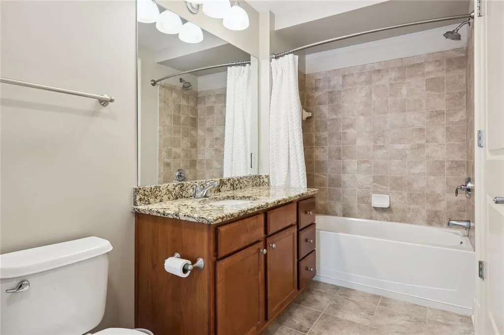 200 River Vista Drive Unit 211, Atlanta, Georgia 30339, 1 Bedroom Bedrooms, ,1 BathroomBathrooms,Residential,Sold,200 River Vista Drive Unit 211,7097957