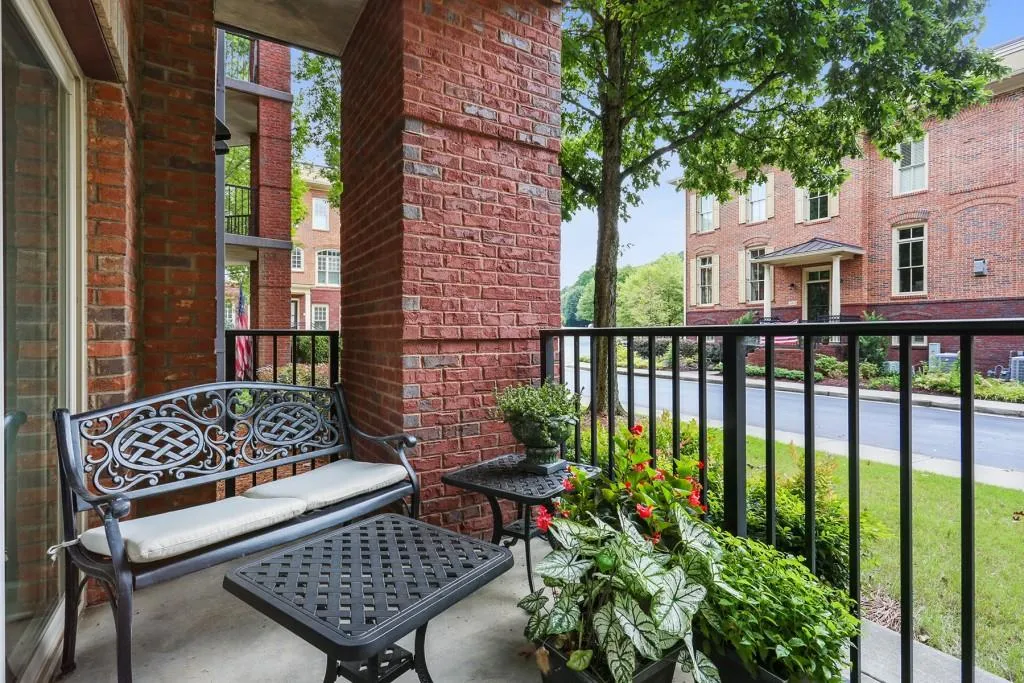 200 River Vista Drive Unit 211, Atlanta, Georgia 30339, 1 Bedroom Bedrooms, ,1 BathroomBathrooms,Residential,Sold,200 River Vista Drive Unit 211,7097957