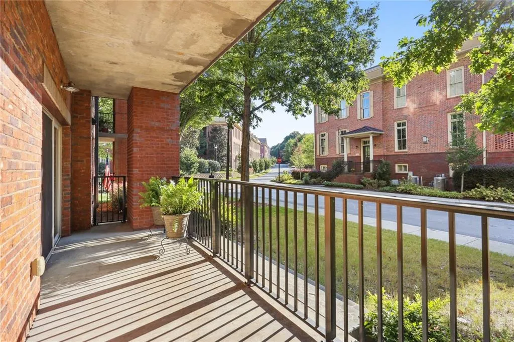 200 River Vista Drive Unit 211, Atlanta, Georgia 30339, 1 Bedroom Bedrooms, ,1 BathroomBathrooms,Residential,Sold,200 River Vista Drive Unit 211,7097957