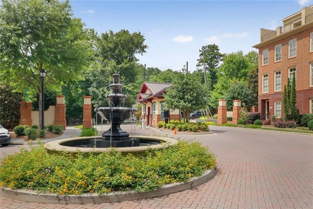 200 River Vista Drive Unit 211, Atlanta, Georgia 30339, 1 Bedroom Bedrooms, ,1 BathroomBathrooms,Residential,Sold,200 River Vista Drive Unit 211,7097957
