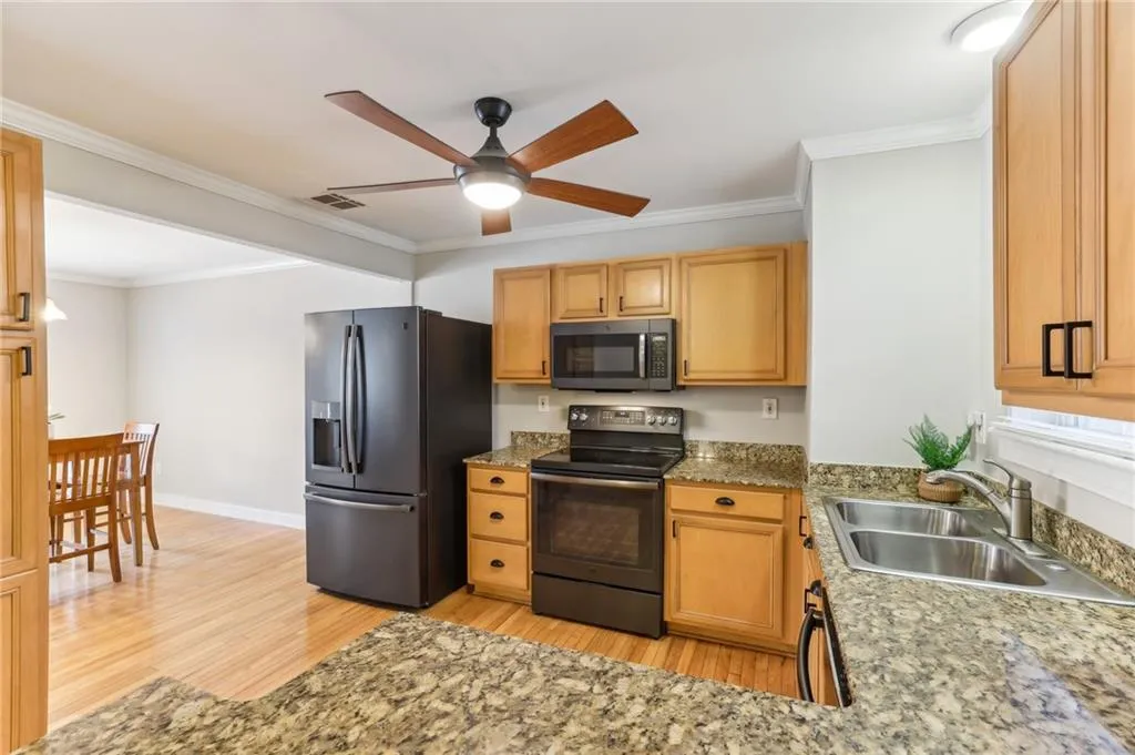 1604 Masons Creek Circle, Atlanta, Georgia 30350, 3 Bedrooms Bedrooms, ,2 BathroomsBathrooms,Residential,Sold,1604 Masons Creek Circle,7533341