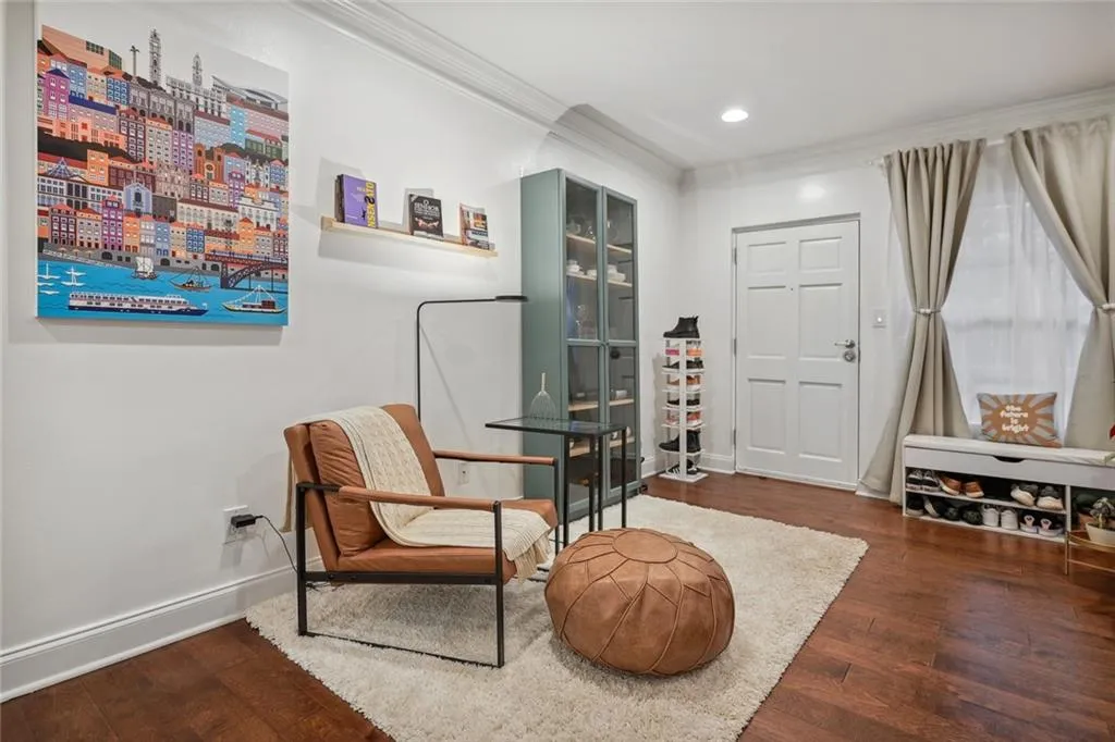 6980 Roswell Road Unit B15, Atlanta, Georgia 30328, 2 Bedrooms Bedrooms, ,2 BathroomsBathrooms,Residential,Sold,6980 Roswell Road Unit B15,7159178