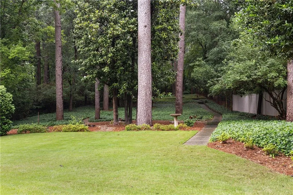 3916 E Brookhaven Drive Ne, Brookhaven, Georgia 30319, 5 Bedrooms Bedrooms, ,4 BathroomsBathrooms,Residential,For Sale,3916 E Brookhaven Drive Ne,7591909