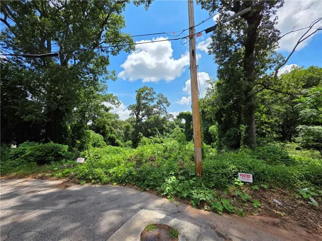 1700 Oak Knoll Circle Se, Atlanta, Georgia 30315