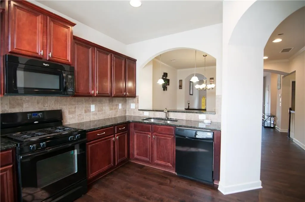 7390 Glisten Avenue Unit 84, Atlanta, Georgia 30328, 3 Bedrooms Bedrooms, ,3 BathroomsBathrooms,Residential,Sold,7390 Glisten Avenue Unit 84,5981248