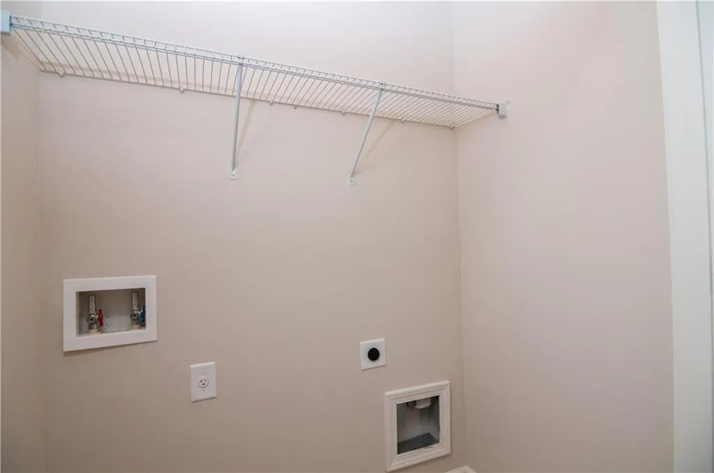7390 Glisten Avenue Unit 84, Atlanta, Georgia 30328, 3 Bedrooms Bedrooms, ,3 BathroomsBathrooms,Residential,Sold,7390 Glisten Avenue Unit 84,5981248