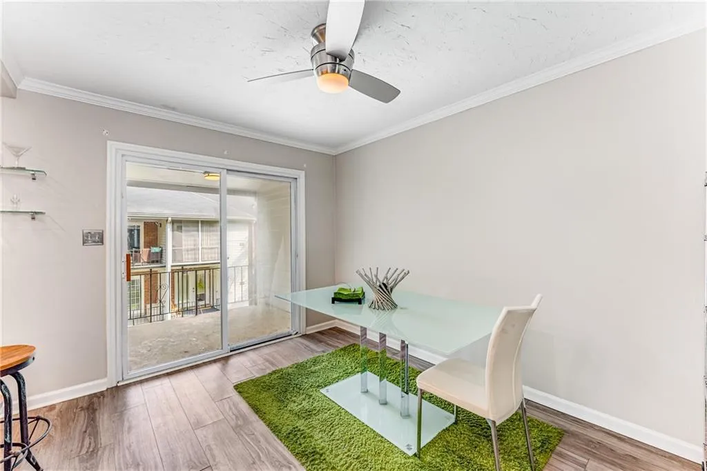 6700 Roswell Road Unit 27c, Atlanta, Georgia 30328, 2 Bedrooms Bedrooms, ,2 BathroomsBathrooms,Residential,Sold,6700 Roswell Road Unit 27c,7382668