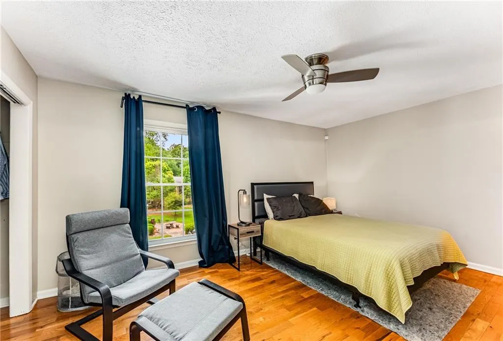 6700 Roswell Road Unit 27c, Atlanta, Georgia 30328, 2 Bedrooms Bedrooms, ,2 BathroomsBathrooms,Residential,Sold,6700 Roswell Road Unit 27c,7382668
