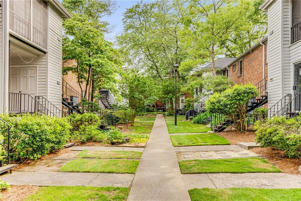 rear courtyard