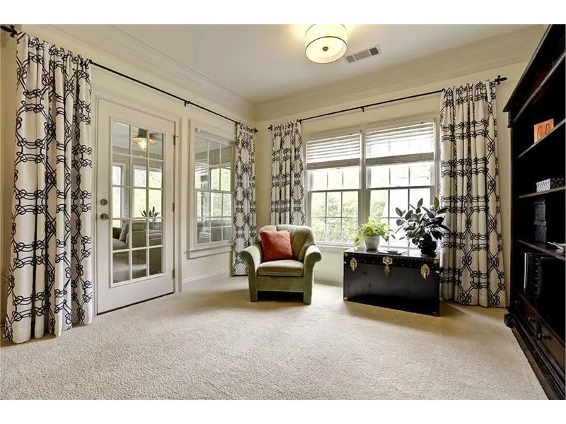 54 W Belle Isle Road, Atlanta, Georgia 30342, 3 Bedrooms Bedrooms, ,2 BathroomsBathrooms,Residential,Sold,54 W Belle Isle Road,5660492