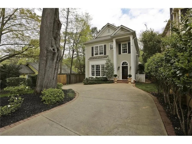 54 W Belle Isle Road, Atlanta, Georgia 30342, 3 Bedrooms Bedrooms, ,2 BathroomsBathrooms,Residential,Sold,54 W Belle Isle Road,5660492