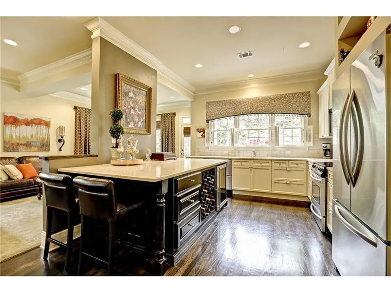 54 W Belle Isle Road, Atlanta, Georgia 30342, 3 Bedrooms Bedrooms, ,2 BathroomsBathrooms,Residential,Sold,54 W Belle Isle Road,5660492