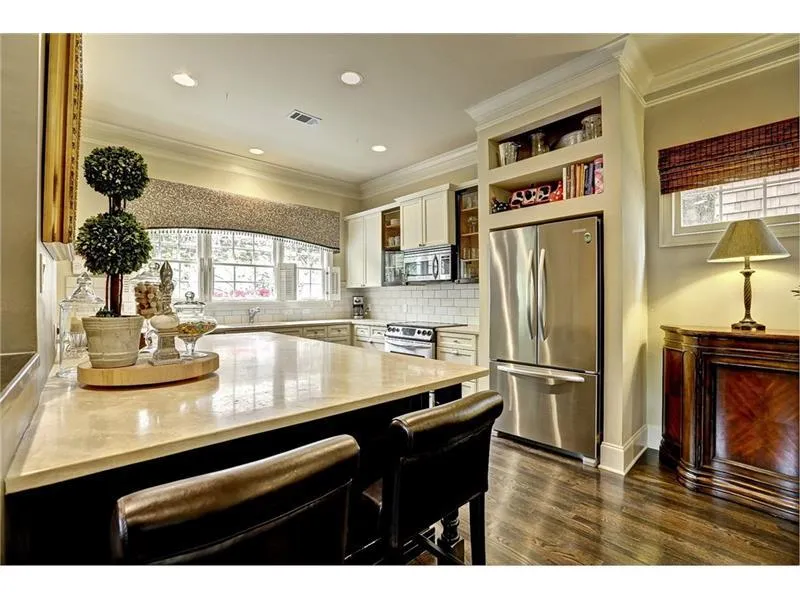 54 W Belle Isle Road, Atlanta, Georgia 30342, 3 Bedrooms Bedrooms, ,2 BathroomsBathrooms,Residential,Sold,54 W Belle Isle Road,5660492