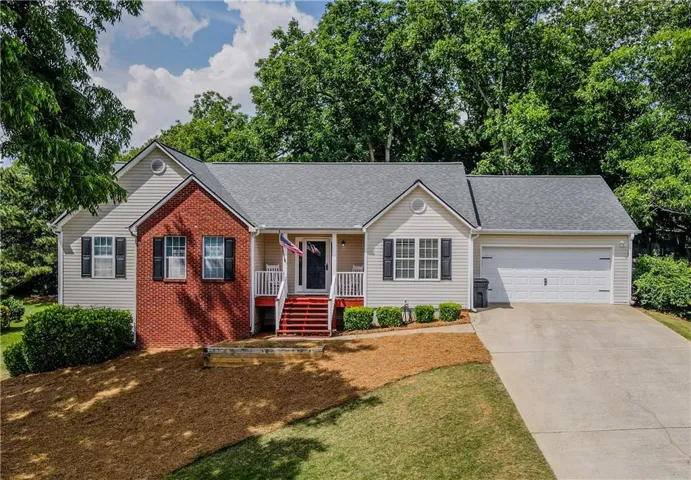 2990 Hampton Valley Drive, Loganville, Georgia 30052