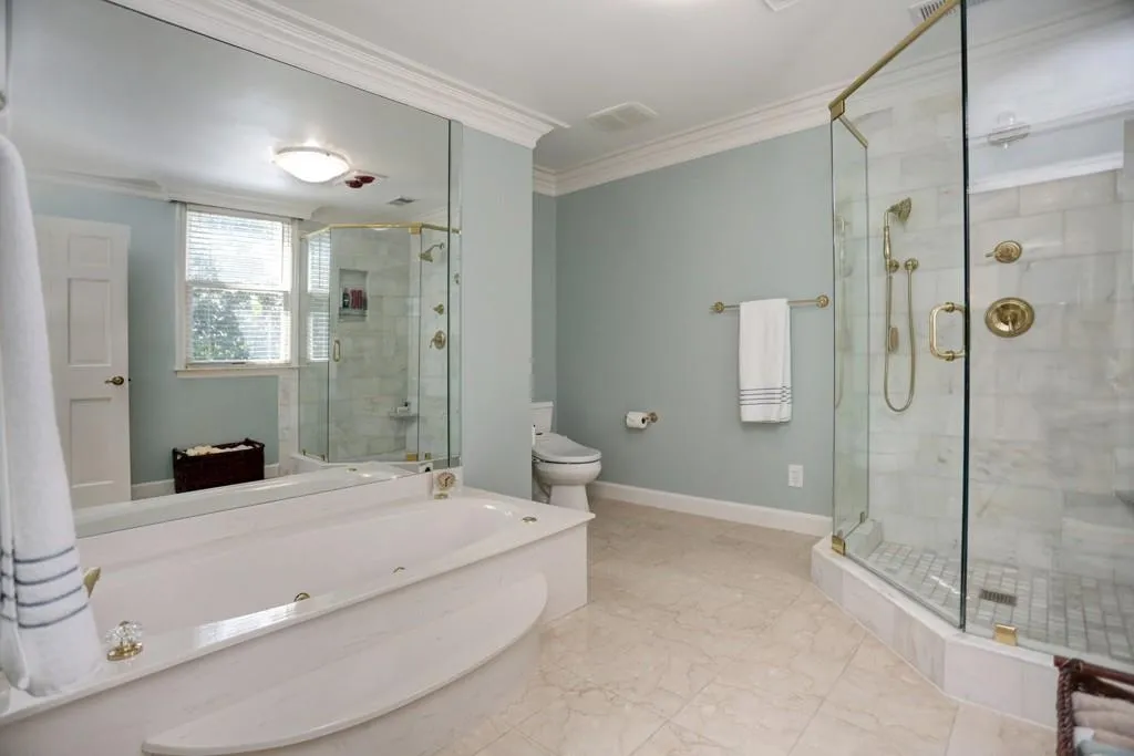 320 River Knoll Drive, Sandy Springs, Georgia 30328, 6 Bedrooms Bedrooms, ,4 BathroomsBathrooms,Residential,Sold,320 River Knoll Drive,5910836