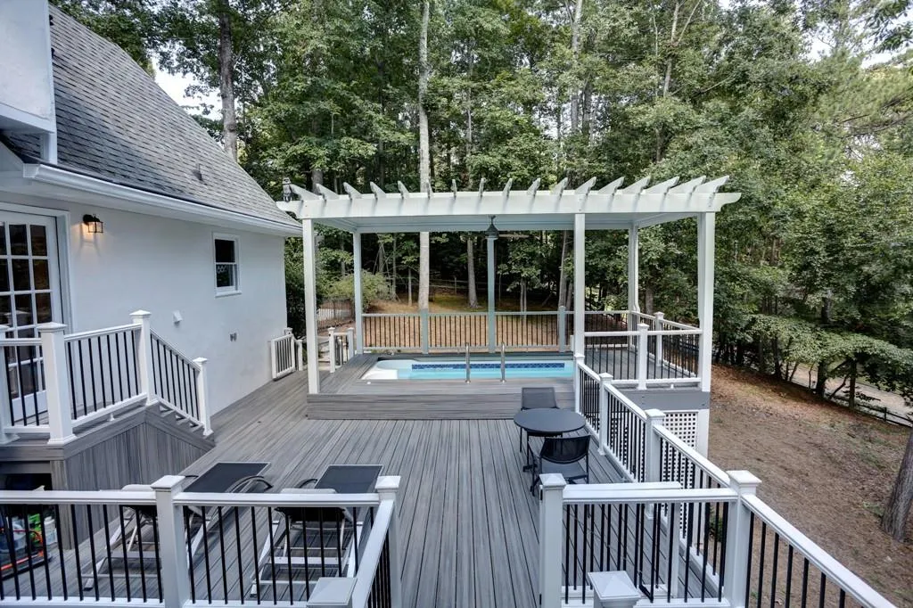 320 River Knoll Drive, Sandy Springs, Georgia 30328, 6 Bedrooms Bedrooms, ,4 BathroomsBathrooms,Residential,Sold,320 River Knoll Drive,5910836