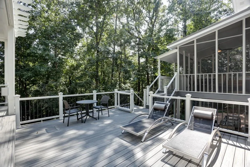 320 River Knoll Drive, Sandy Springs, Georgia 30328, 6 Bedrooms Bedrooms, ,4 BathroomsBathrooms,Residential,Sold,320 River Knoll Drive,5910836