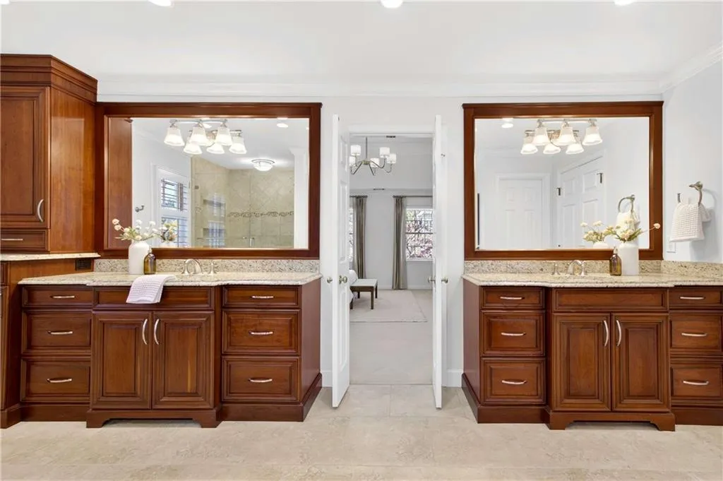 350 Spindle Court, Sandy Springs, Georgia 30350, 5 Bedrooms Bedrooms, ,4 BathroomsBathrooms,Residential,For Sale,350 Spindle Court,7725454