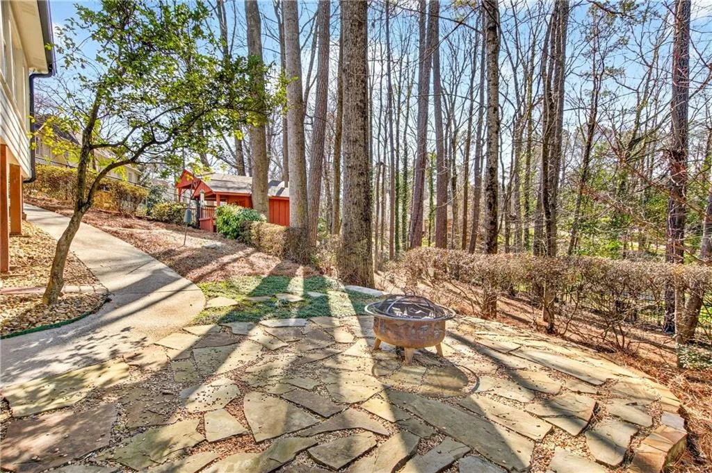 350 Spindle Court, Sandy Springs, Georgia 30350, 5 Bedrooms Bedrooms, ,4 BathroomsBathrooms,Residential,For Sale,350 Spindle Court,7725454